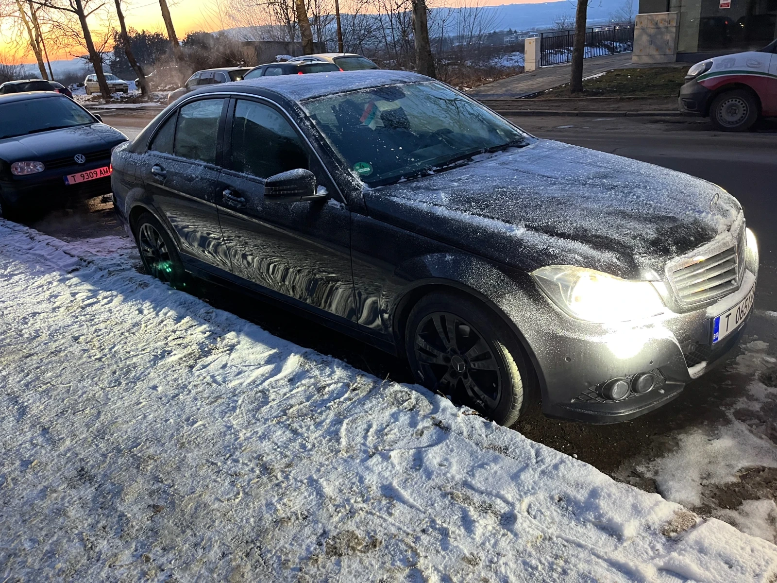 Mercedes-Benz C 180, снимка 1