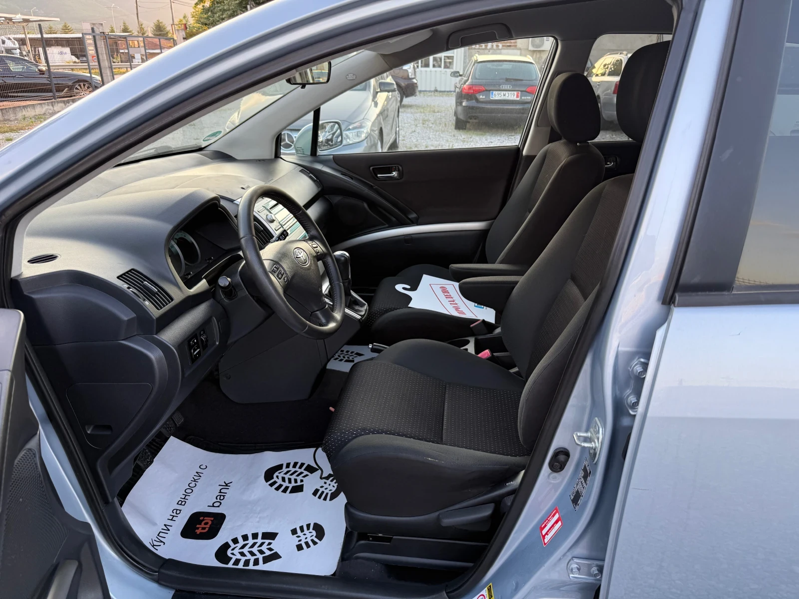 Toyota Corolla verso 1.6VVT-i FACELIFT - изображение 10