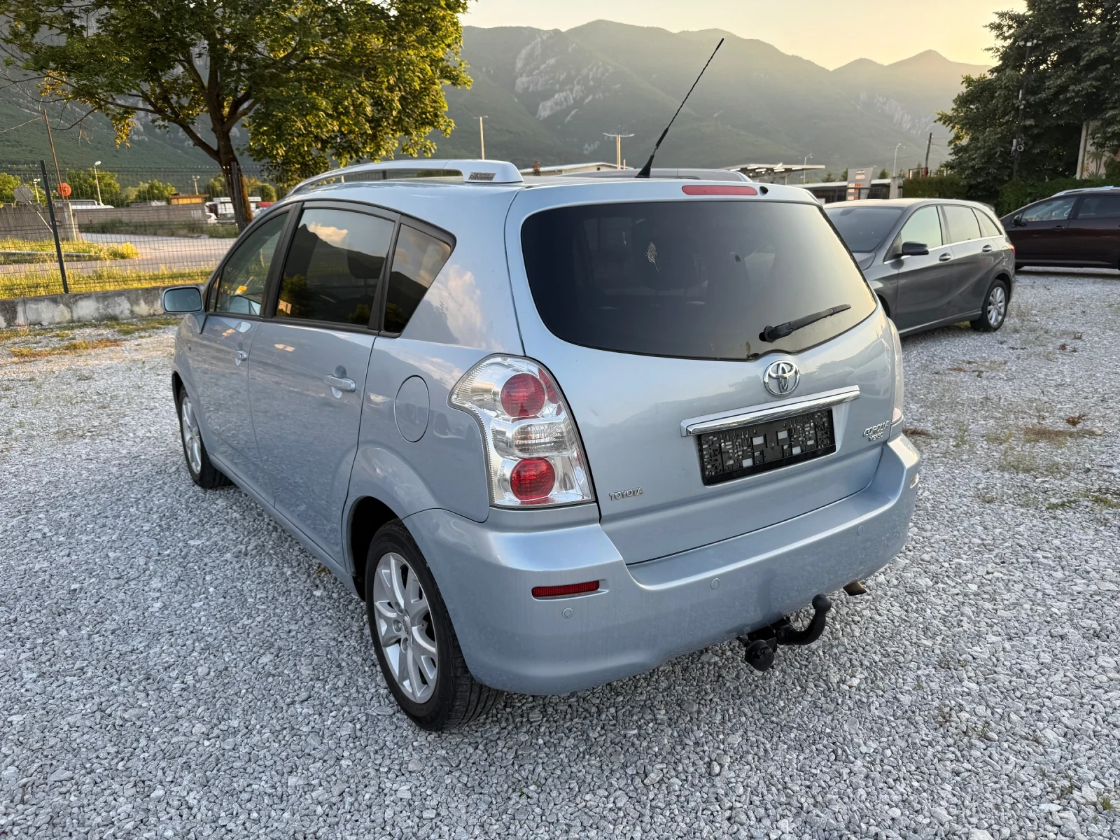 Toyota Corolla verso 1.6VVT-i FACELIFT - изображение 7
