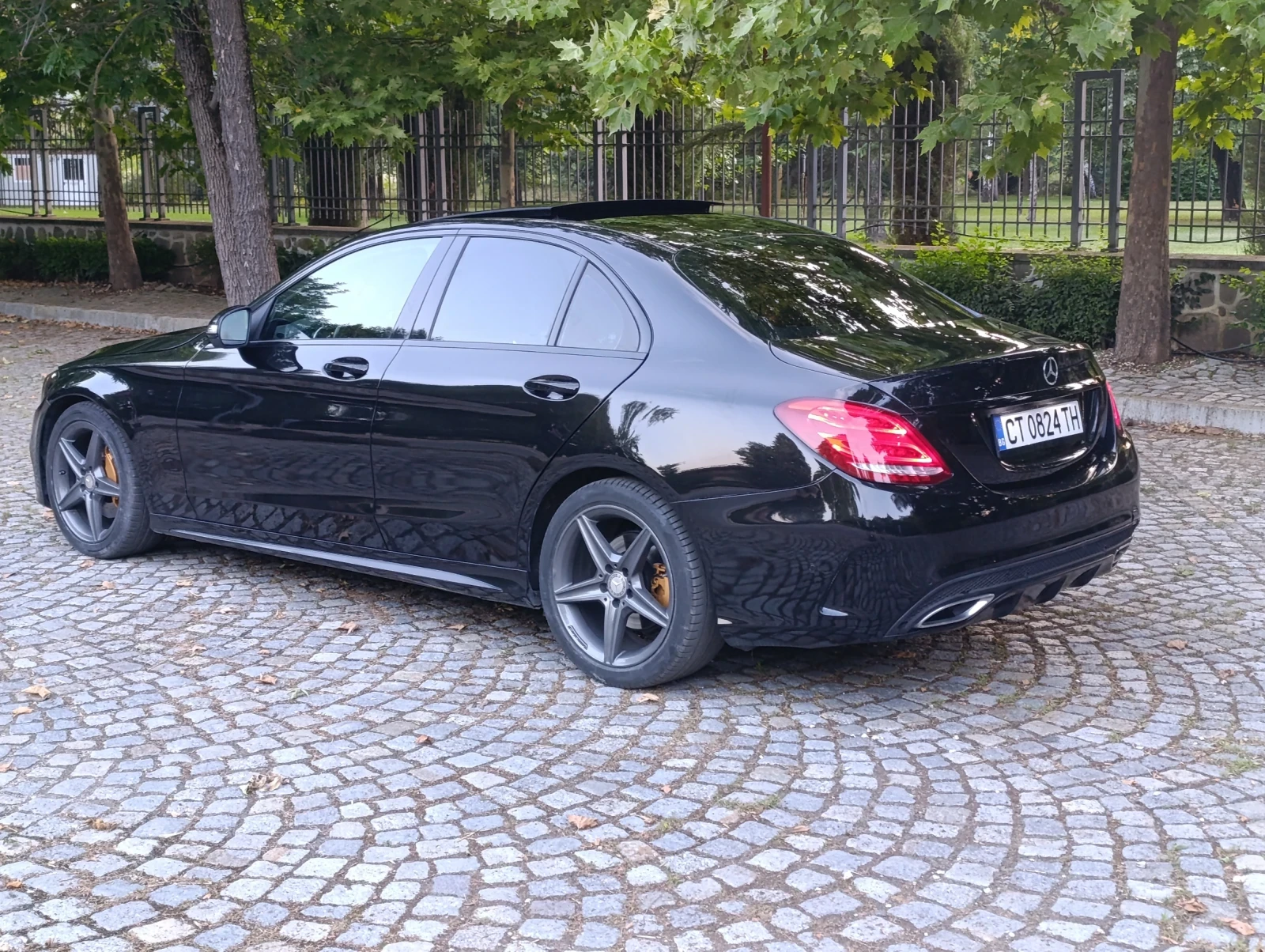 Mercedes-Benz C 220 AMG/PANORAMA/360 - изображение 2