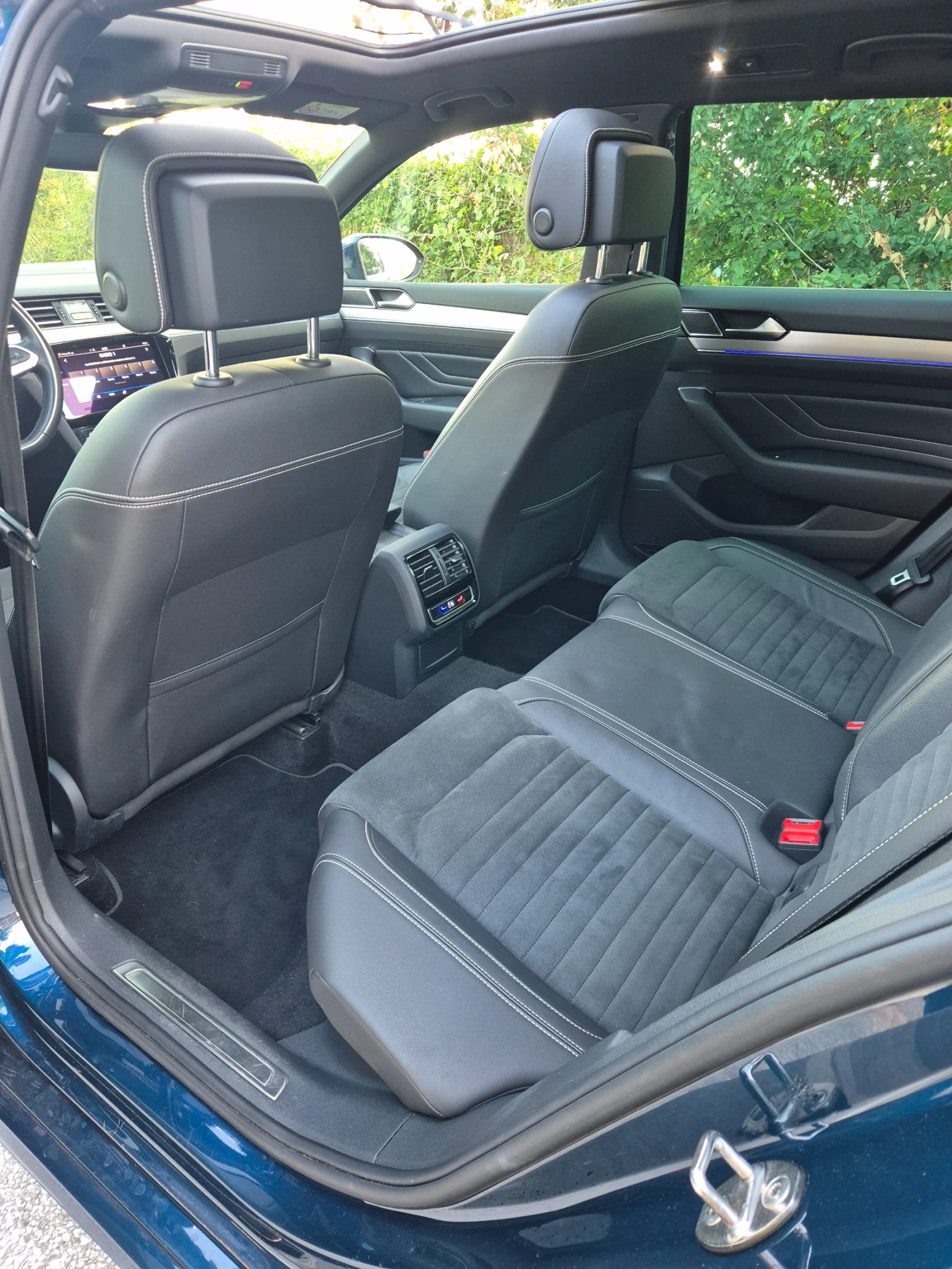 VW Passat Rline/22г./2.0D - изображение 8