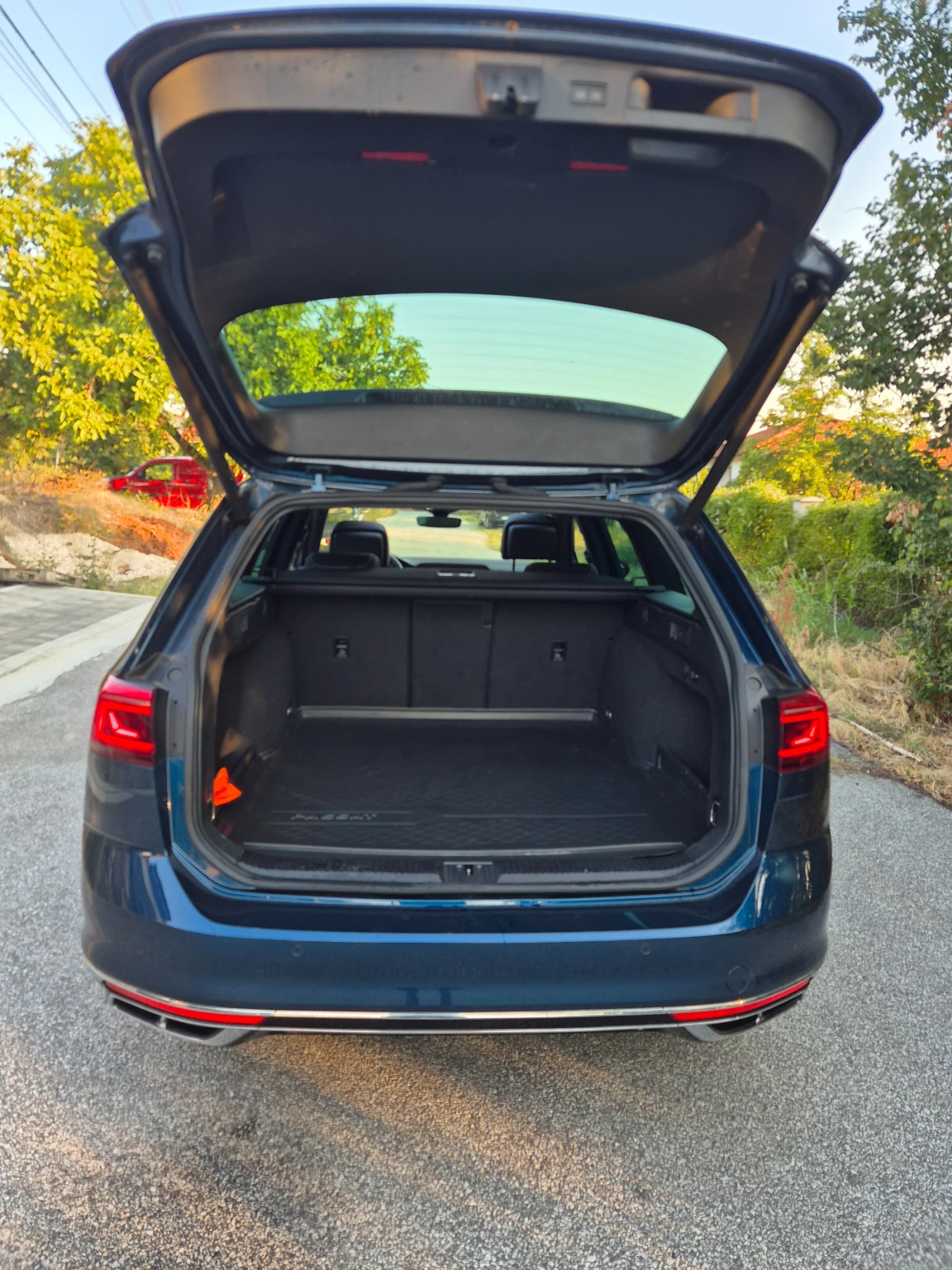 VW Passat Rline/22г./2.0D - изображение 7