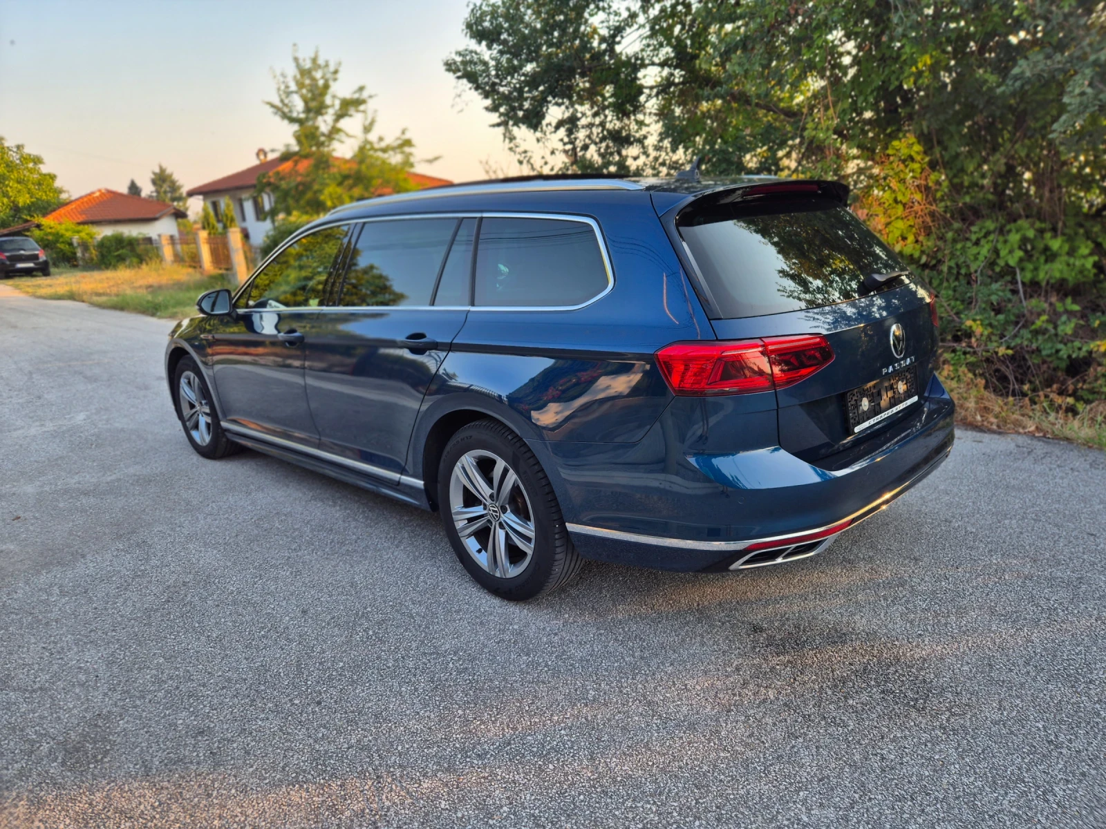 VW Passat Rline/22г./2.0D - изображение 5
