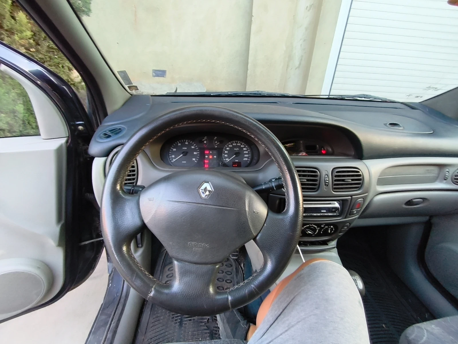Renault Scenic  - изображение 3