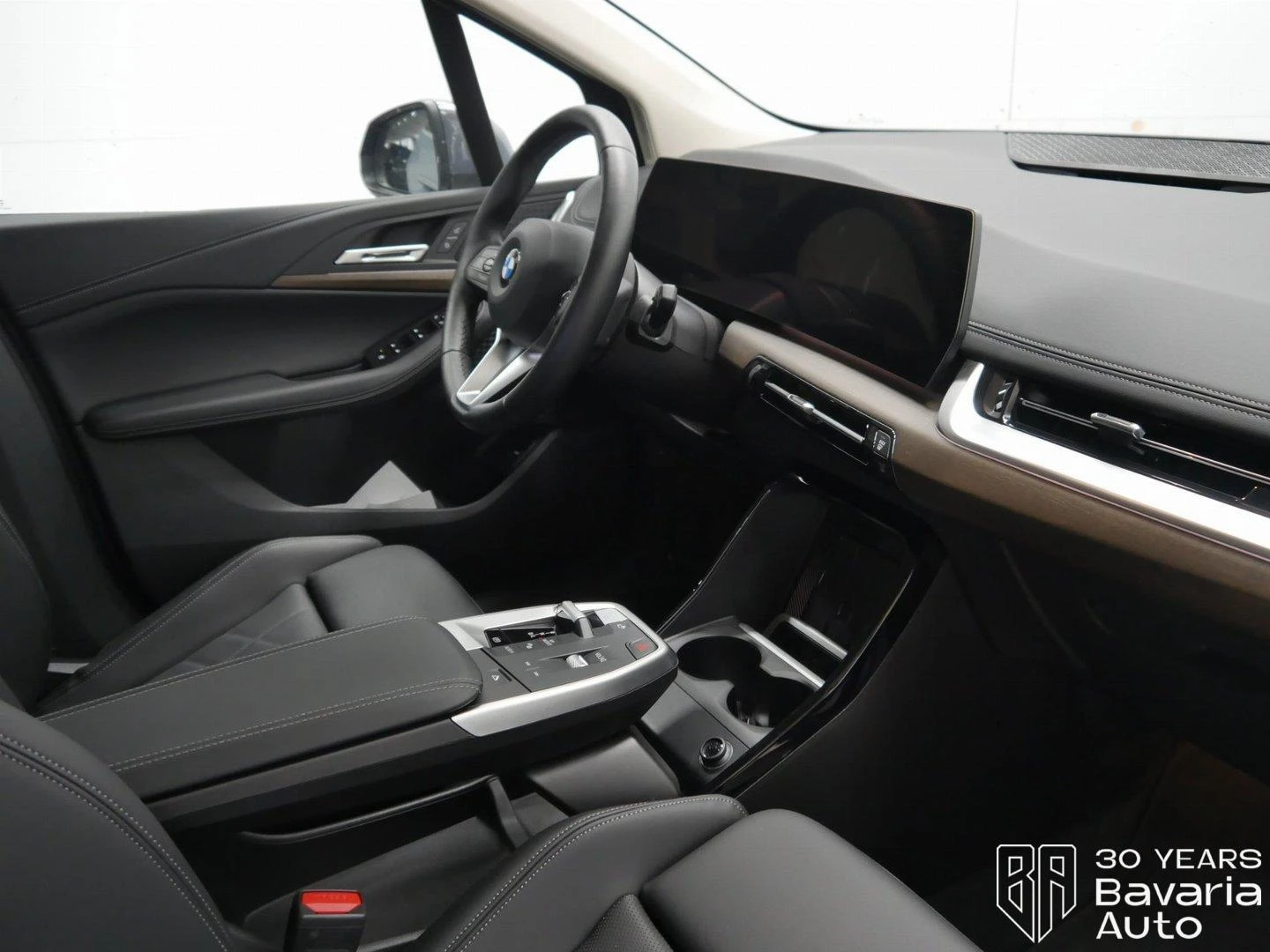 BMW 220 i Active Tourer Steptronic Luxury Line | Mobile.bg   7