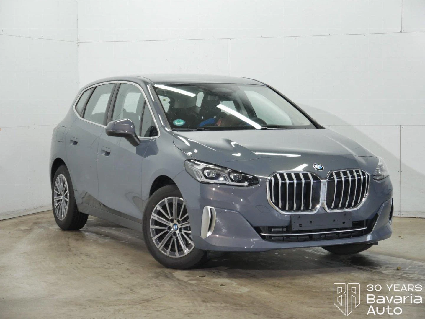 BMW 220 i Active Tourer Steptronic Luxury Line | Mobile.bg   4