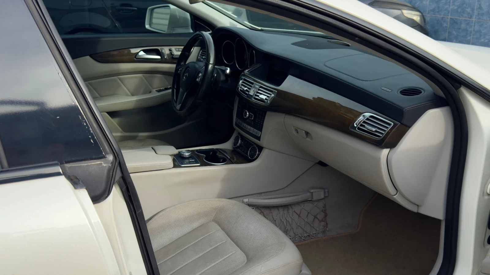 Mercedes-Benz CLS 550 AMG LINE  /  FULL MAX - изображение 8