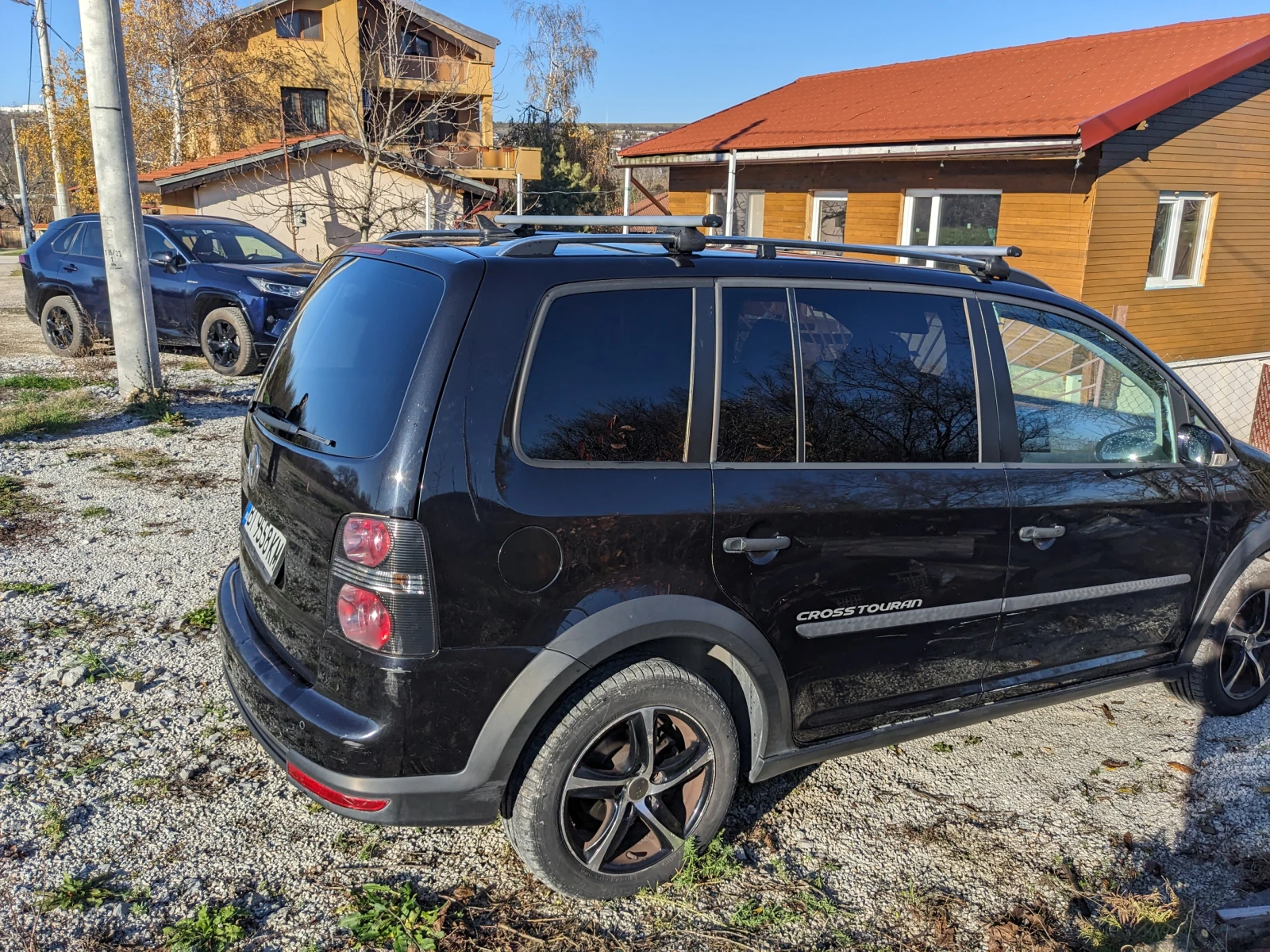 VW Touran Cross, снимка 10 - Автомобили и джипове - 53916254