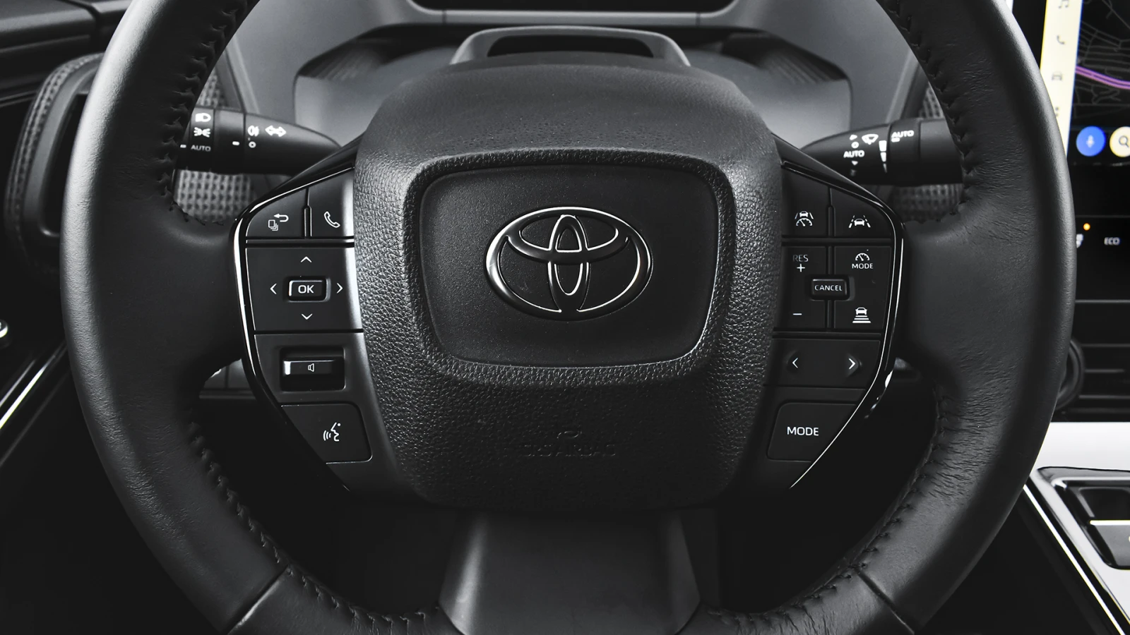 Toyota bZ4X Executive 71.4 kWh BEV, снимка 9 - Автомобили и джипове - 54031165