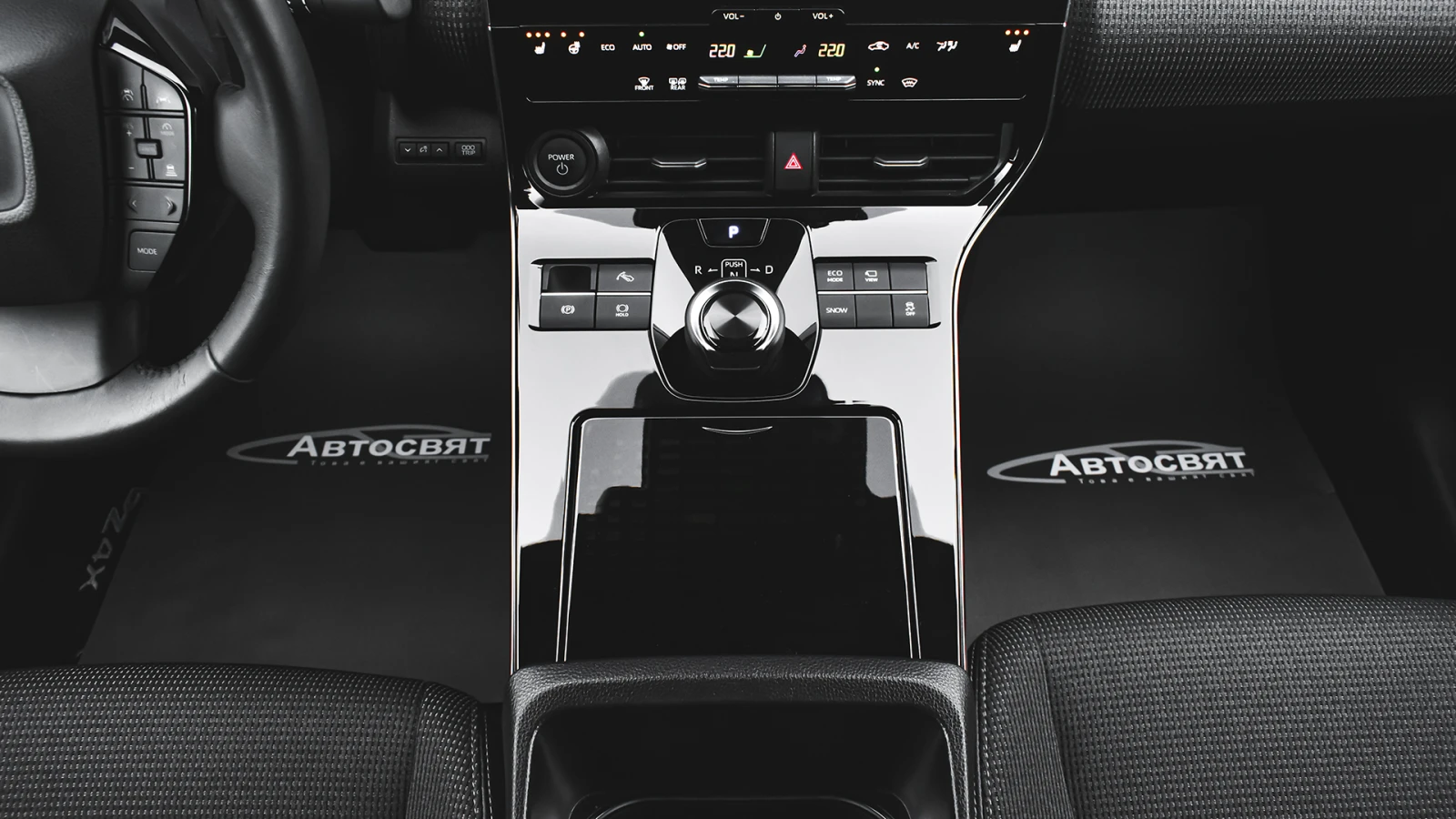 Toyota bZ4X Executive 71.4 kWh BEV, снимка 11 - Автомобили и джипове - 54031165