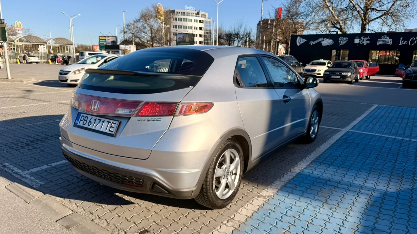 Honda Civic 1.4 90ks benzin, снимка 5 - Автомобили и джипове - 54140689