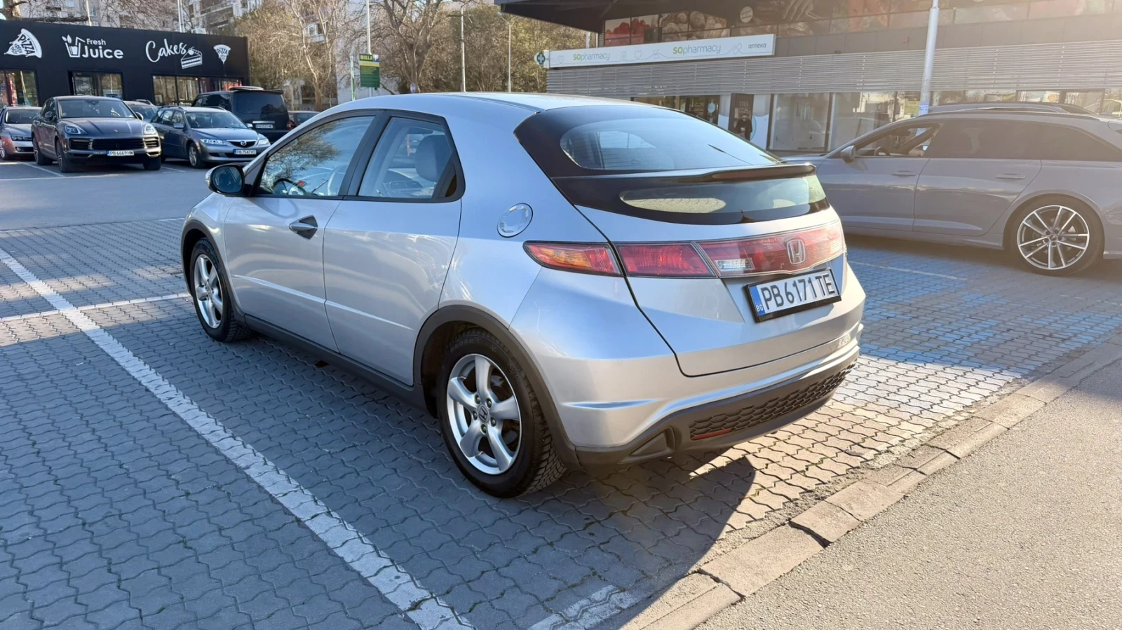 Honda Civic 1.4 90ks benzin, снимка 6 - Автомобили и джипове - 54140689