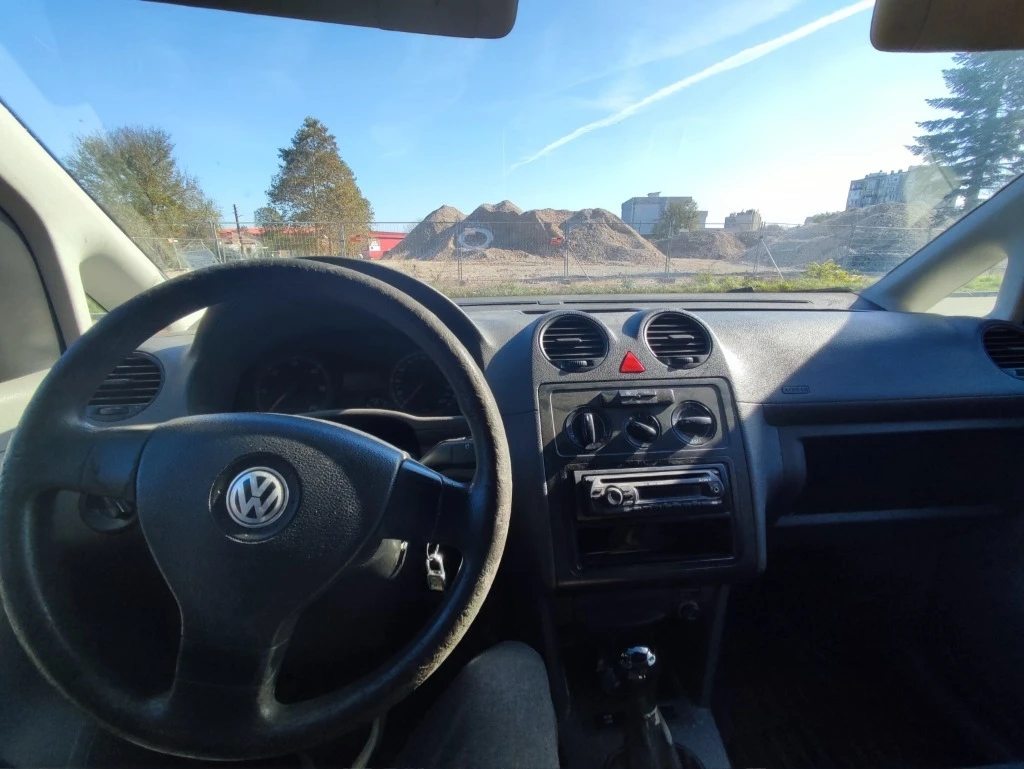 VW Caddy, снимка 5 - Автомобили и джипове - 55131128