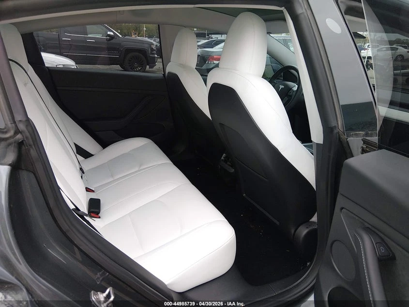 Tesla Model 3 Rear-Wheel Drive, снимка 8 - Автомобили и джипове - 55272154