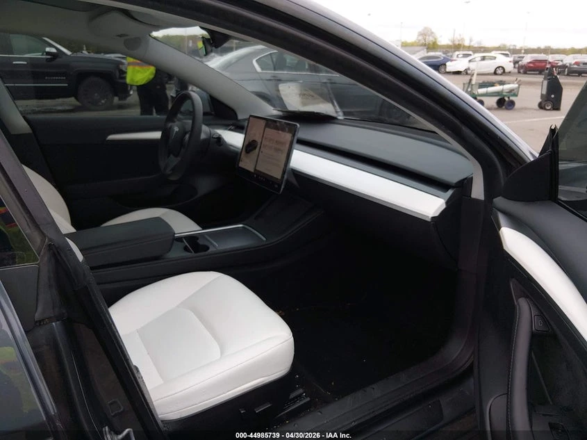 Tesla Model 3 Rear-Wheel Drive, снимка 5 - Автомобили и джипове - 55272154