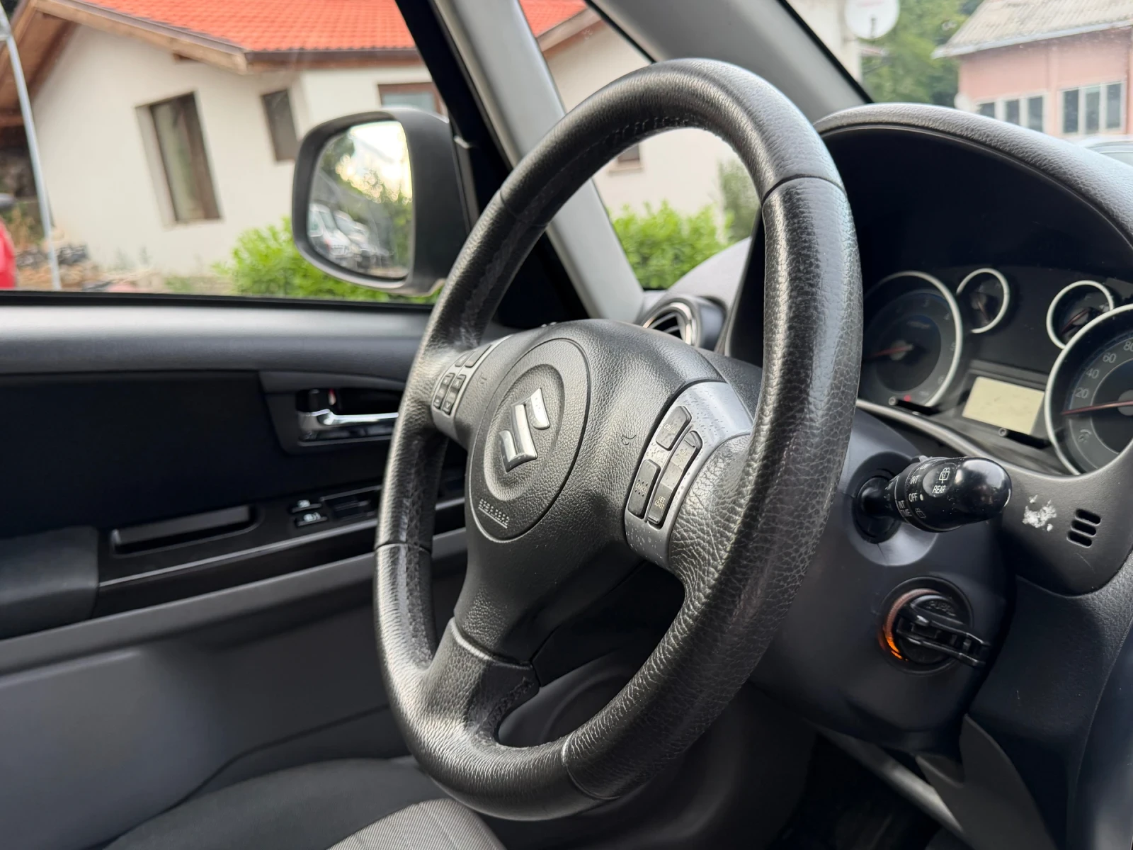 Suzuki SX4 FACELIFT Запазен, снимка 15 - Автомобили и джипове - 55321390