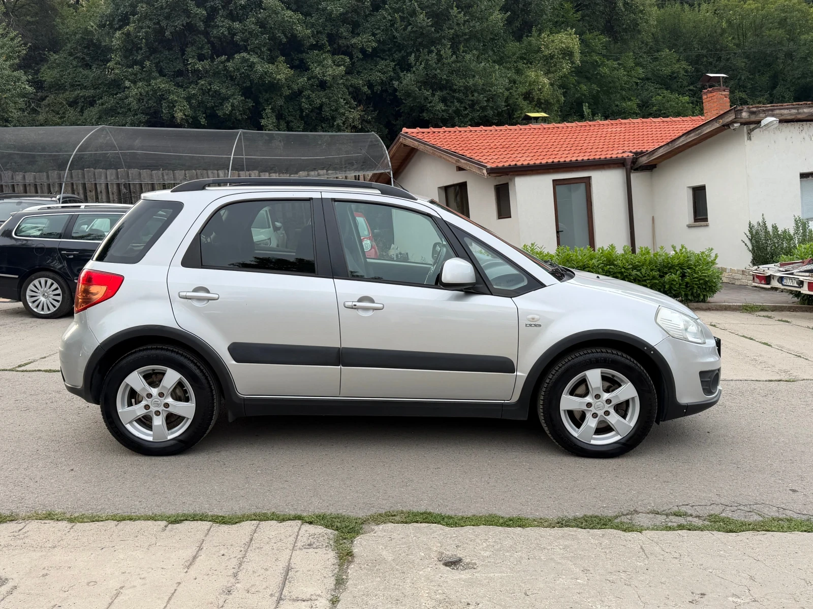Suzuki SX4 FACELIFT Запазен, снимка 7 - Автомобили и джипове - 55321390