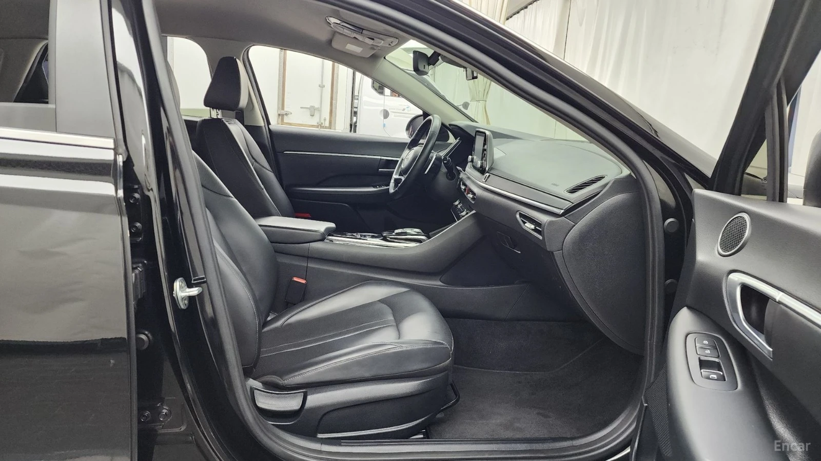 Hyundai Sonata 2.0* PREMIUM* КОЖА* ПОДГРЕВ* КАМЕРИ, снимка 11 - Автомобили и джипове - 55435669