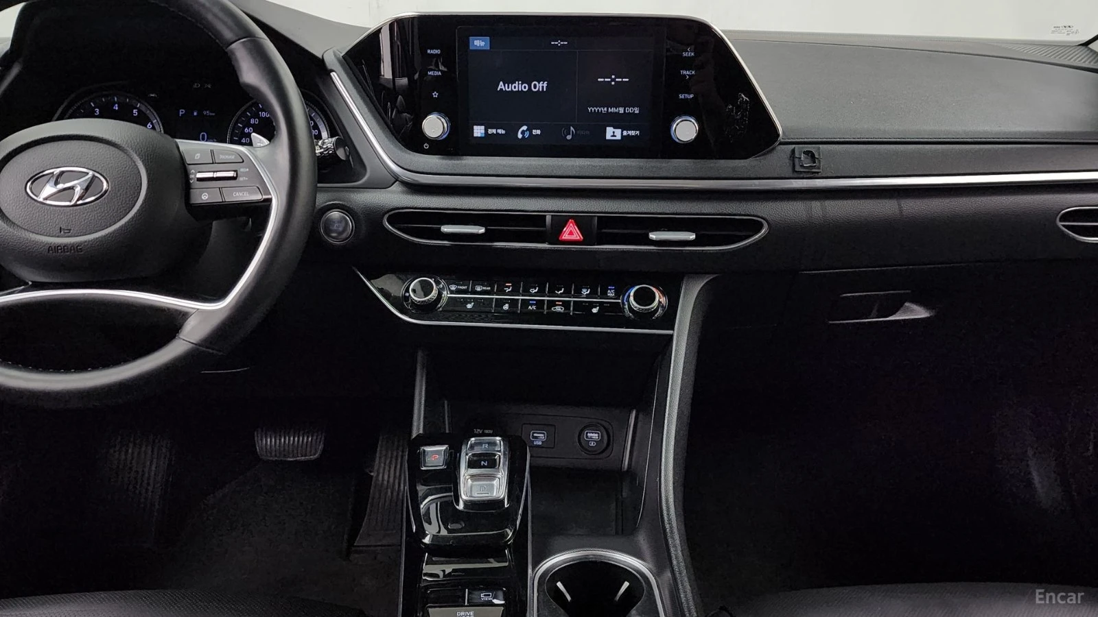 Hyundai Sonata 2.0* PREMIUM* КОЖА* ПОДГРЕВ* КАМЕРИ, снимка 14 - Автомобили и джипове - 55435669