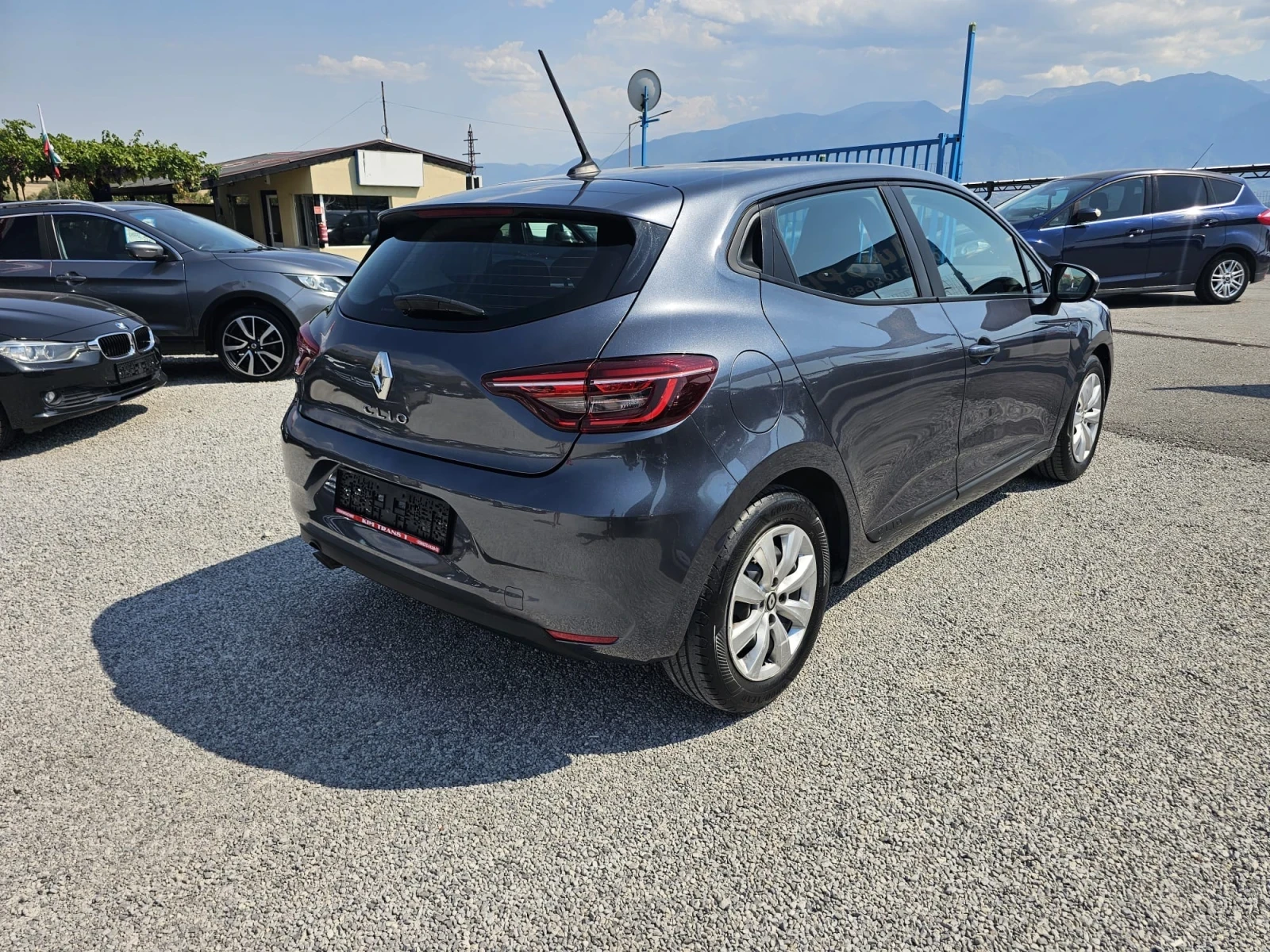 Renault Clio 1.0i GPL, снимка 5 - Автомобили и джипове - 56020292