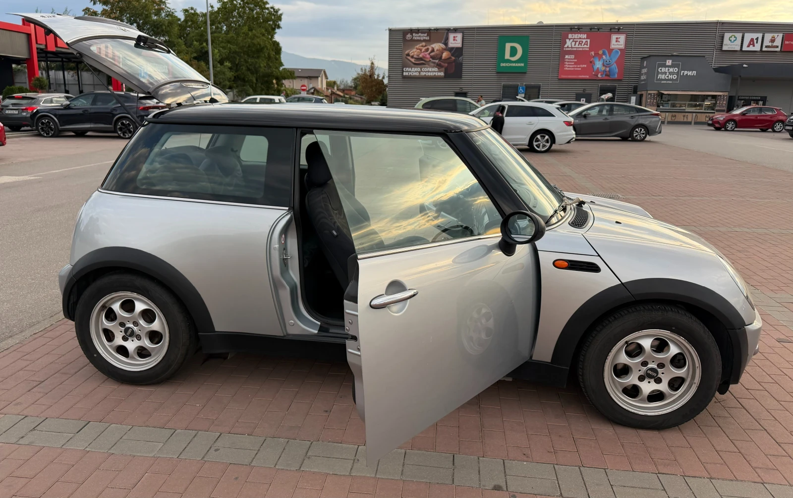 Mini One, снимка 4 - Автомобили и джипове - 56185070