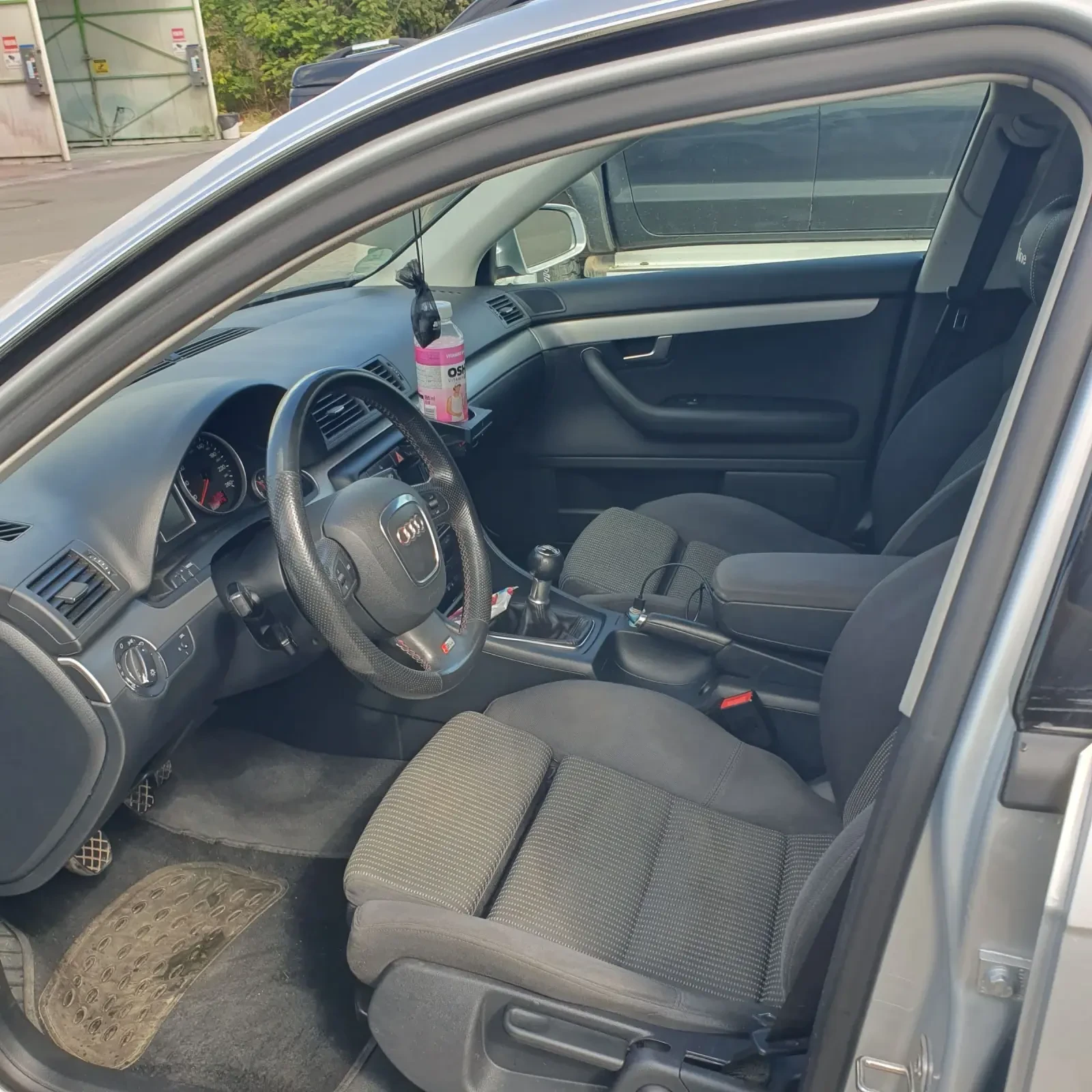 Audi A4 Avant 2.7TDI S-line, снимка 10 - Автомобили и джипове - 56295061
