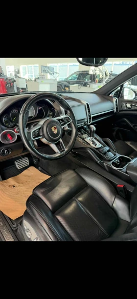 Porsche Cayenne S E-Hybrid CARFAX    | Mobile.bg    9