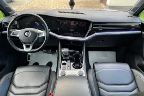 Обява за продажба на VW Touareg 3.0 TDI R-Line ~ 100 798 лв. - изображение 6