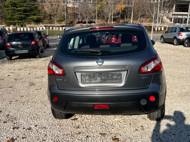 Nissan Qashqai 1.5 dci, снимка 4 - Автомобили и джипове - 48126884