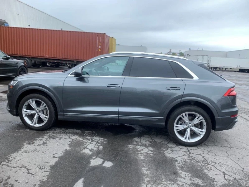 Audi Q8 Progressive, ДДС фактура , снимка 2 - Автомобили и джипове - 48352217