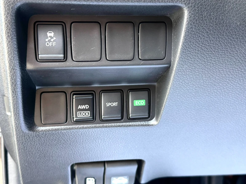 Nissan Rogue 4x4 , снимка 15 - Автомобили и джипове - 51355849