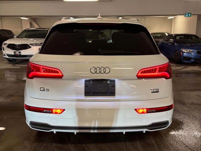 Audi Q5 Progressiv  CARFAX, снимка 4 - Автомобили и джипове - 53282985