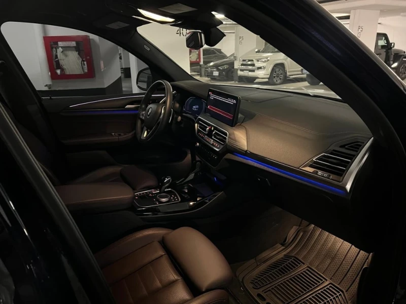 BMW X3 * xDrive30i * ПРЕДСТАВИТЕЛСТВО * ОБДУХВАНЕ * ХЕД Ъ, снимка 12 - Автомобили и джипове - 53440671