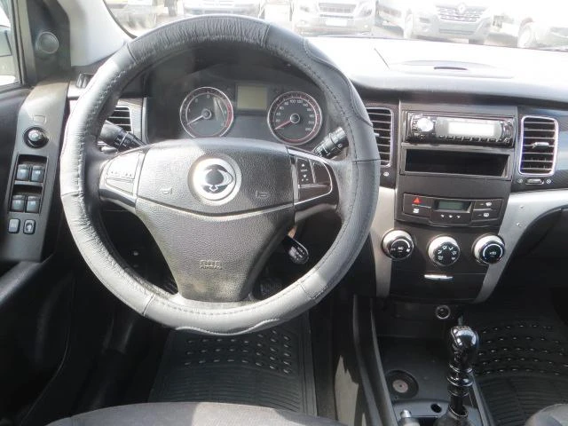 SsangYong Korando 2.0 Euro 5b, снимка 9 - Автомобили и джипове - 36306323