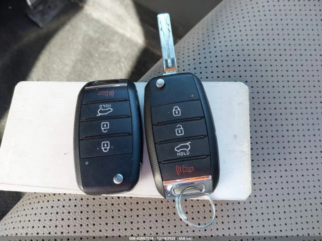 Kia Sportage SPORTAGE S, снимка 11 - Автомобили и джипове - 53408351