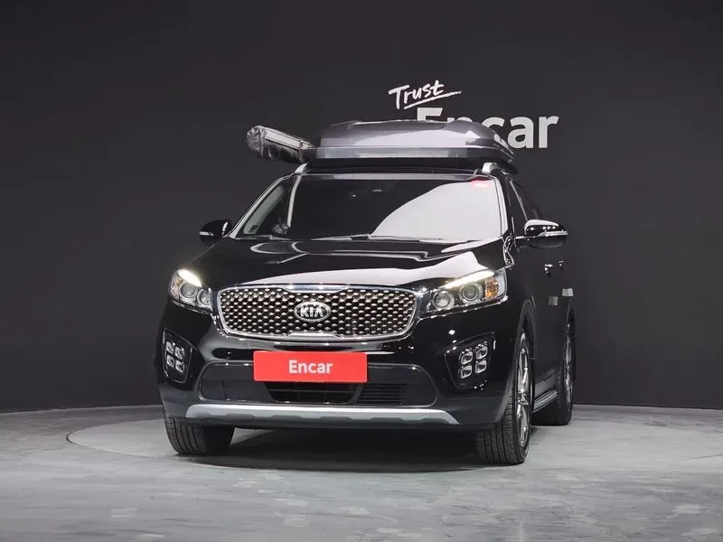 Kia Sorento 2.2 CRDI 4WD, снимка 3 - Автомобили и джипове - 54265406