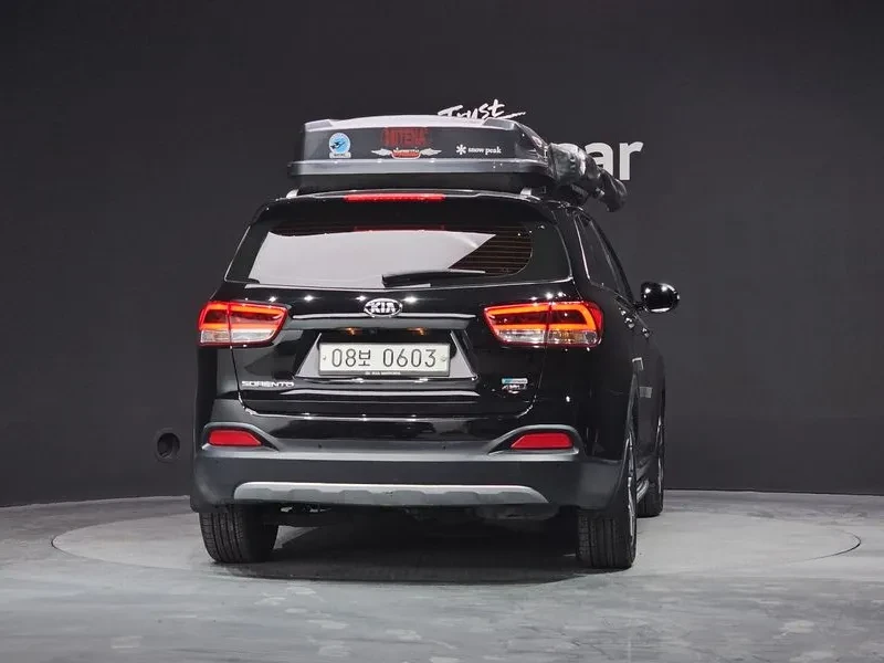 Kia Sorento 2.2 CRDI 4WD, снимка 4 - Автомобили и джипове - 54265406