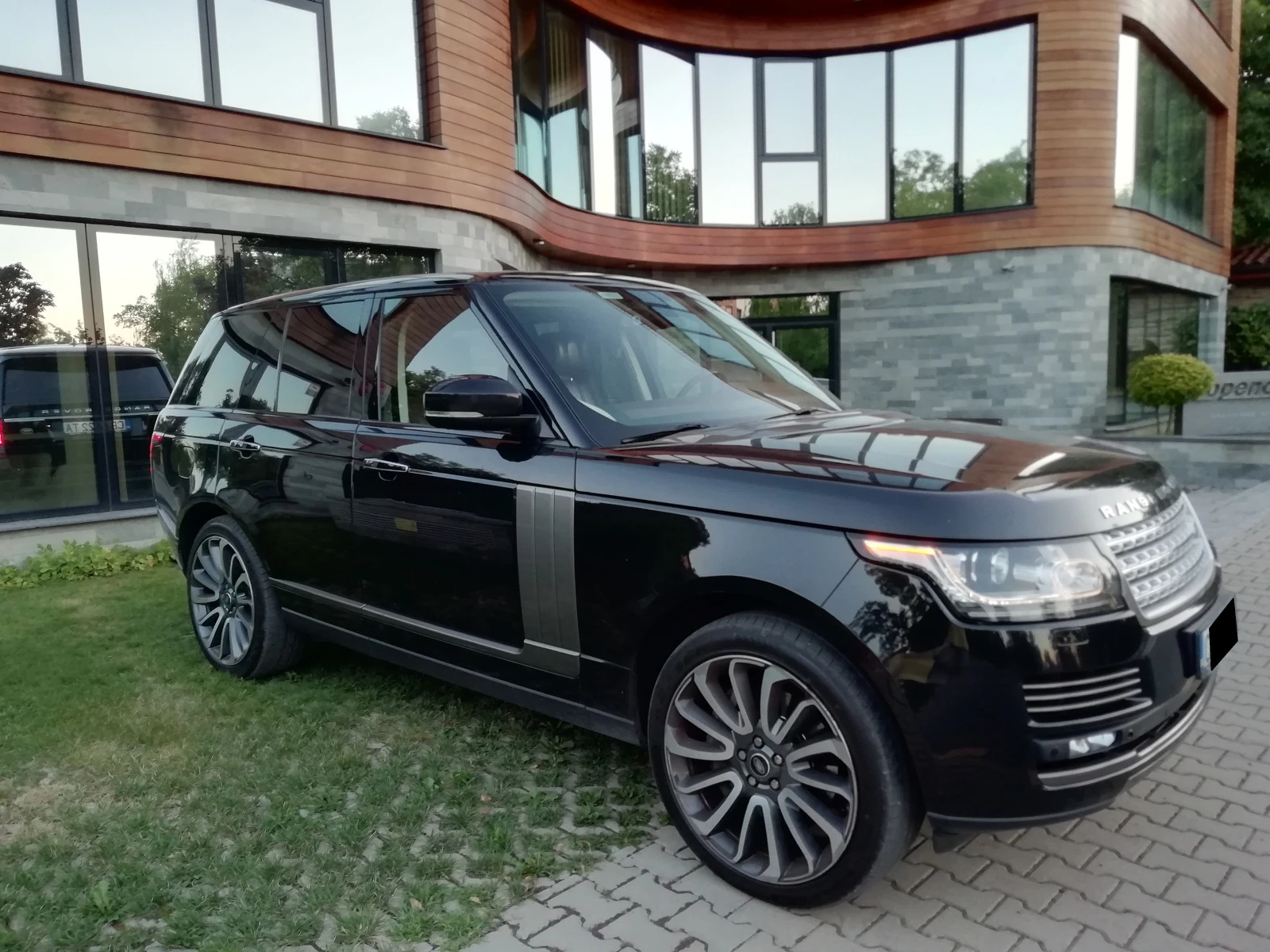 Land Rover Range rover 4.4TDV8 Autobiography - изображение 5