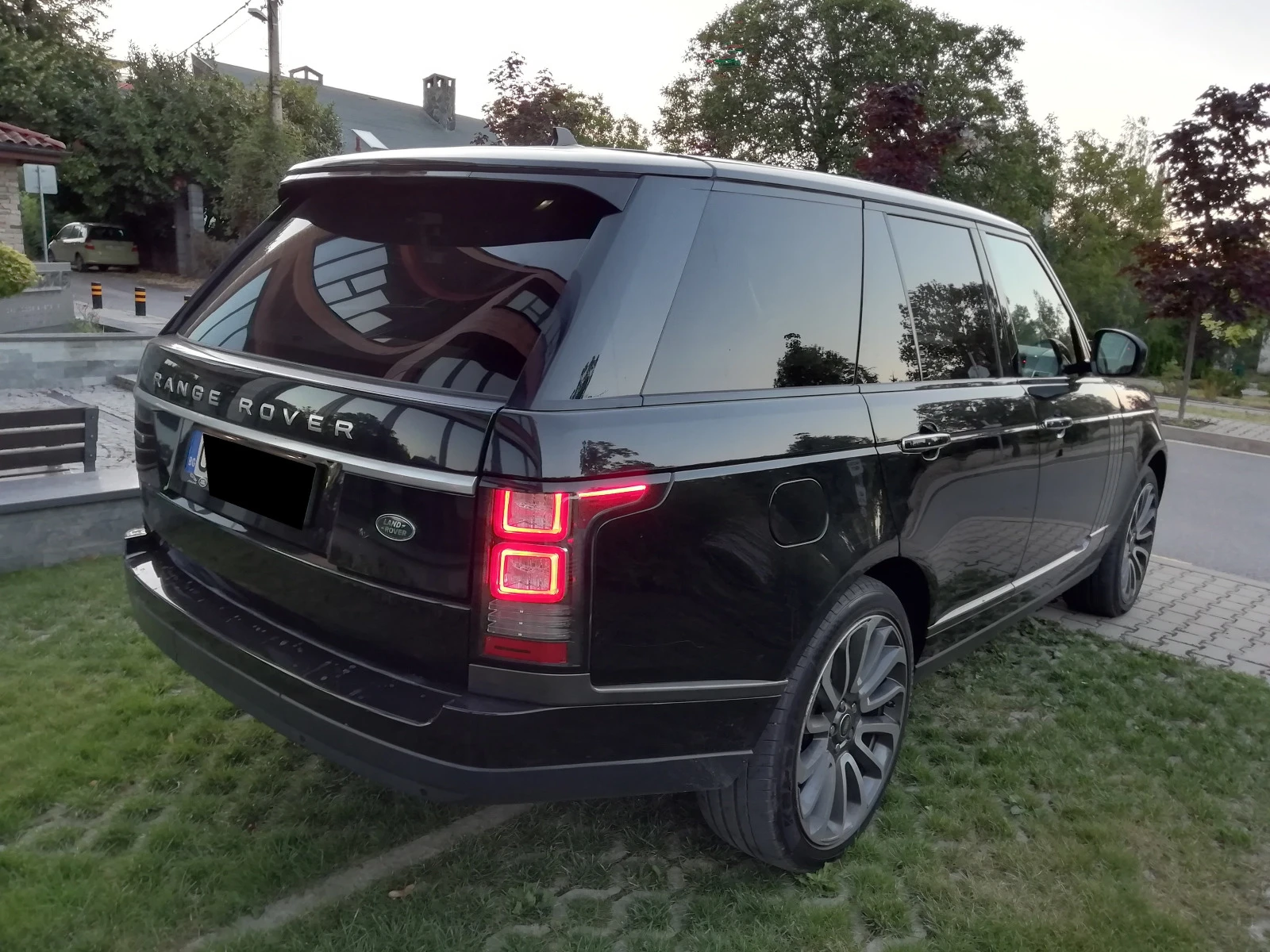 Land Rover Range rover 4.4TDV8 Autobiography - изображение 4