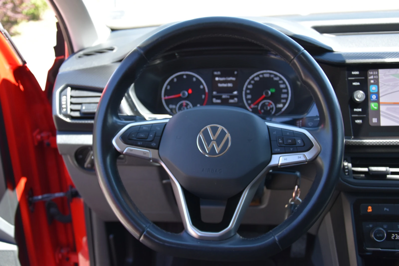 VW T-Cross 1.5 DSG 150hp - изображение 9
