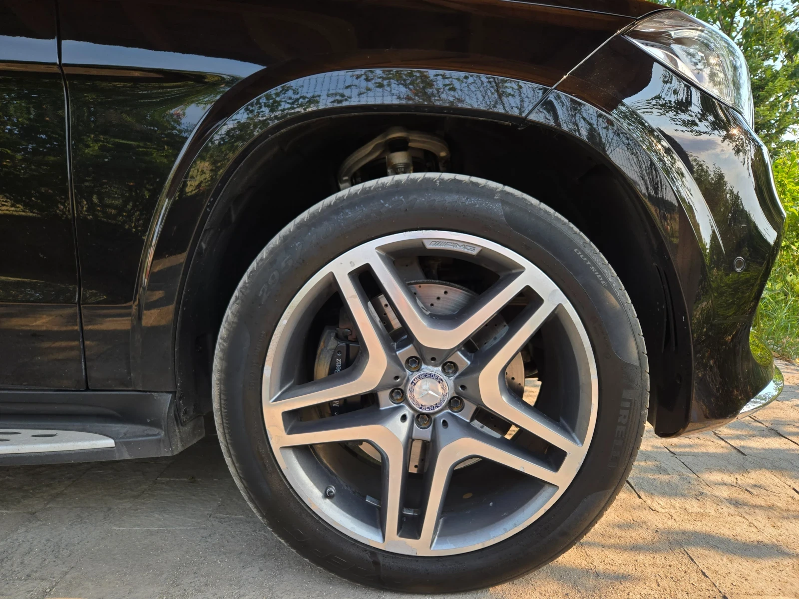Mercedes-Benz GLS 350  - изображение 6