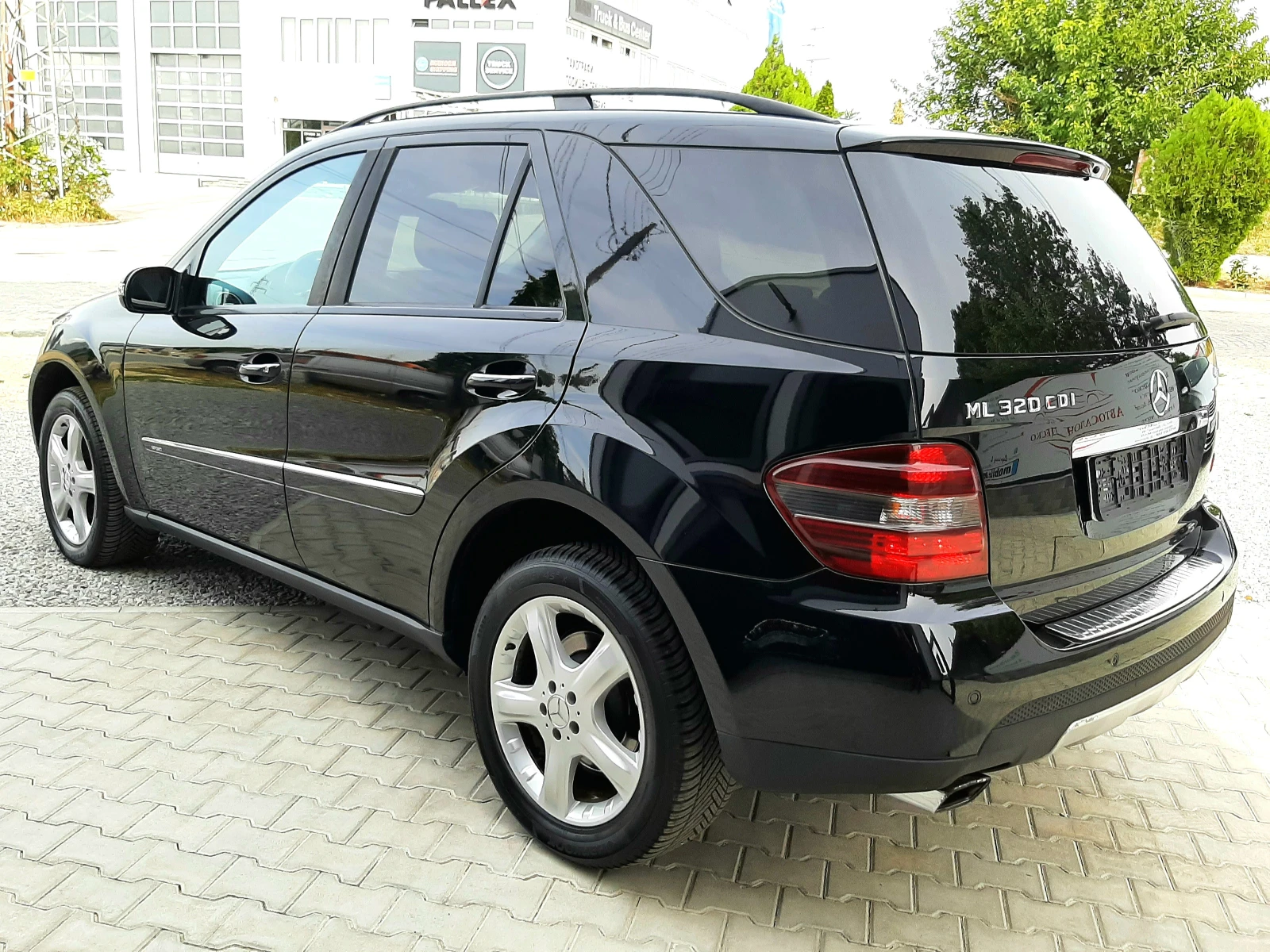 Mercedes-Benz ML 320 SPORT 4 MATIC * БЕЗУПРЕЧЕН*  - изображение 7
