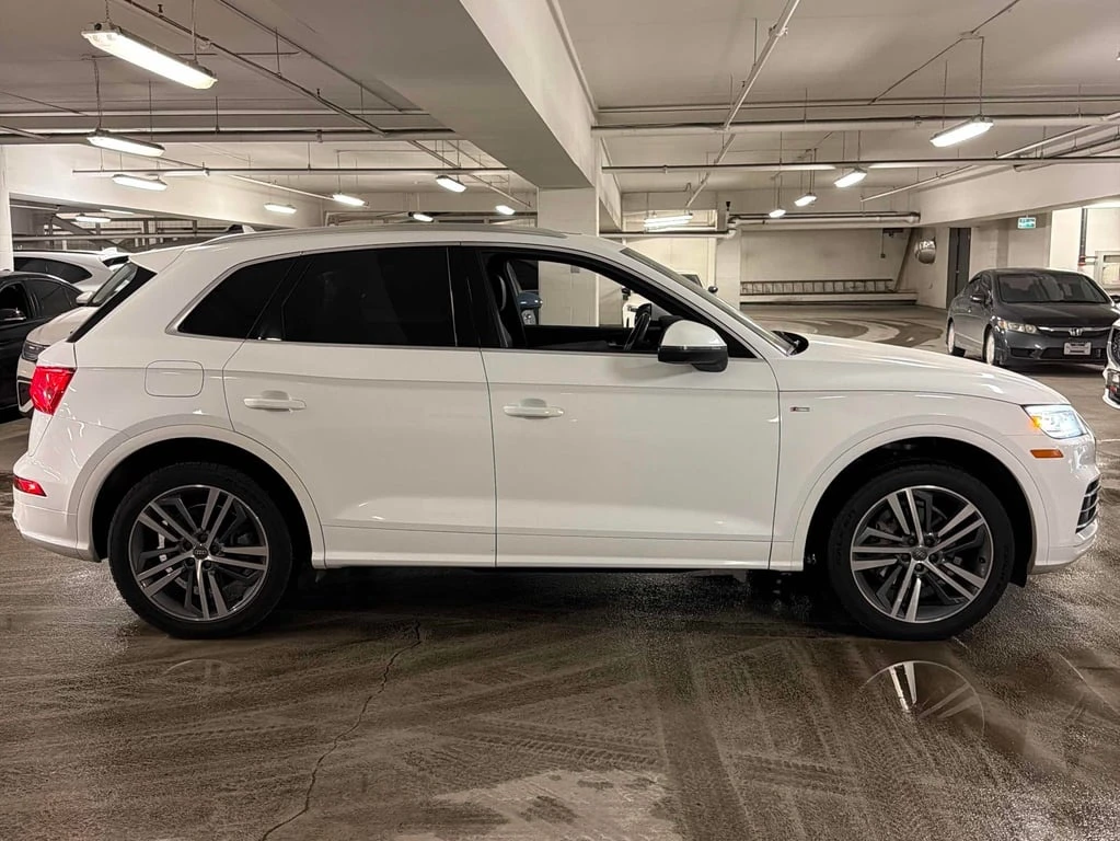 Audi Q5 Progressiv  CARFAX | Mobile.bg � ����������� 3