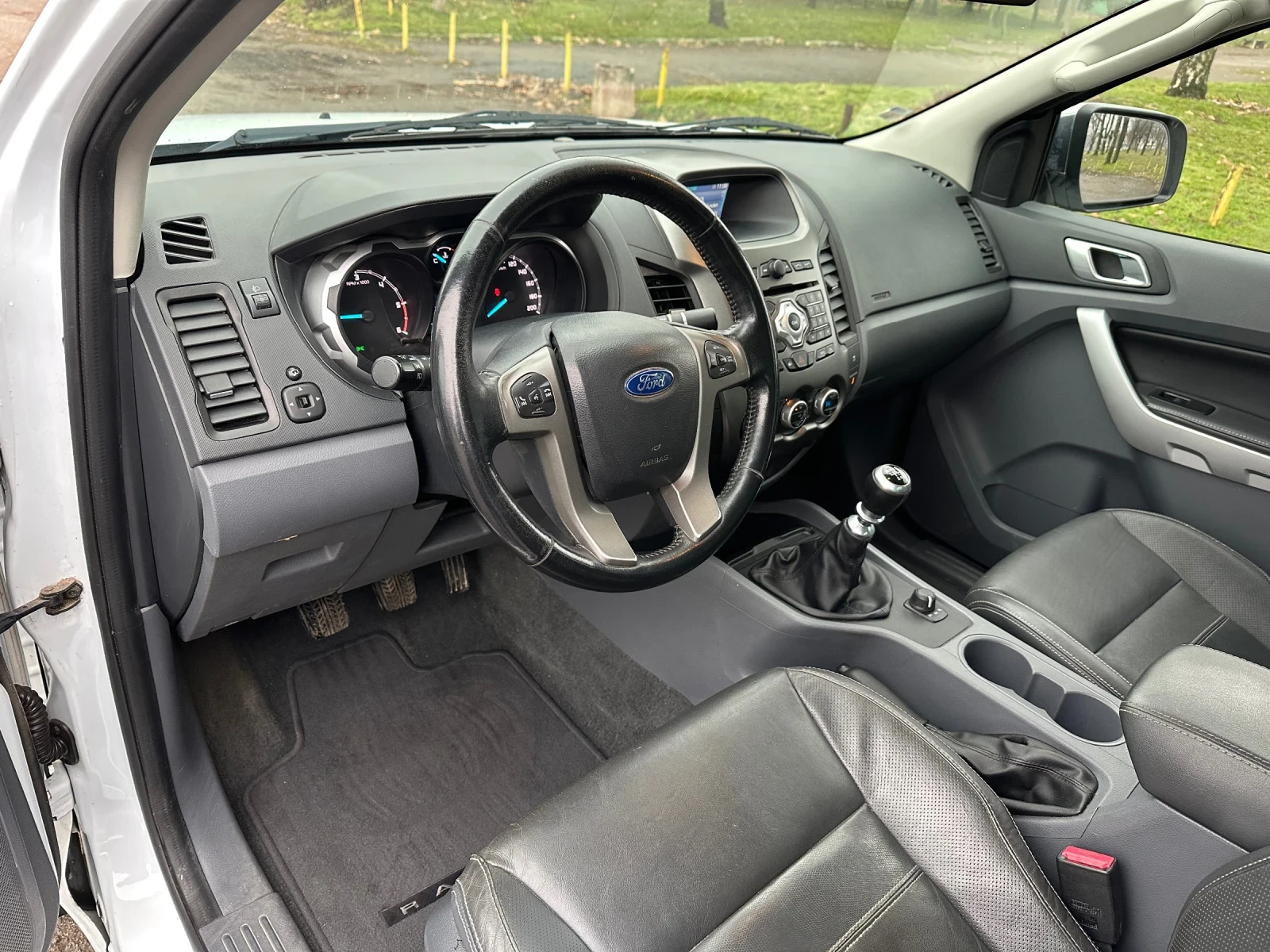 Ford Ranger 3.2 TDCI LIMITED EDITION 200кс, снимка 12 - Автомобили и джипове - 53376844