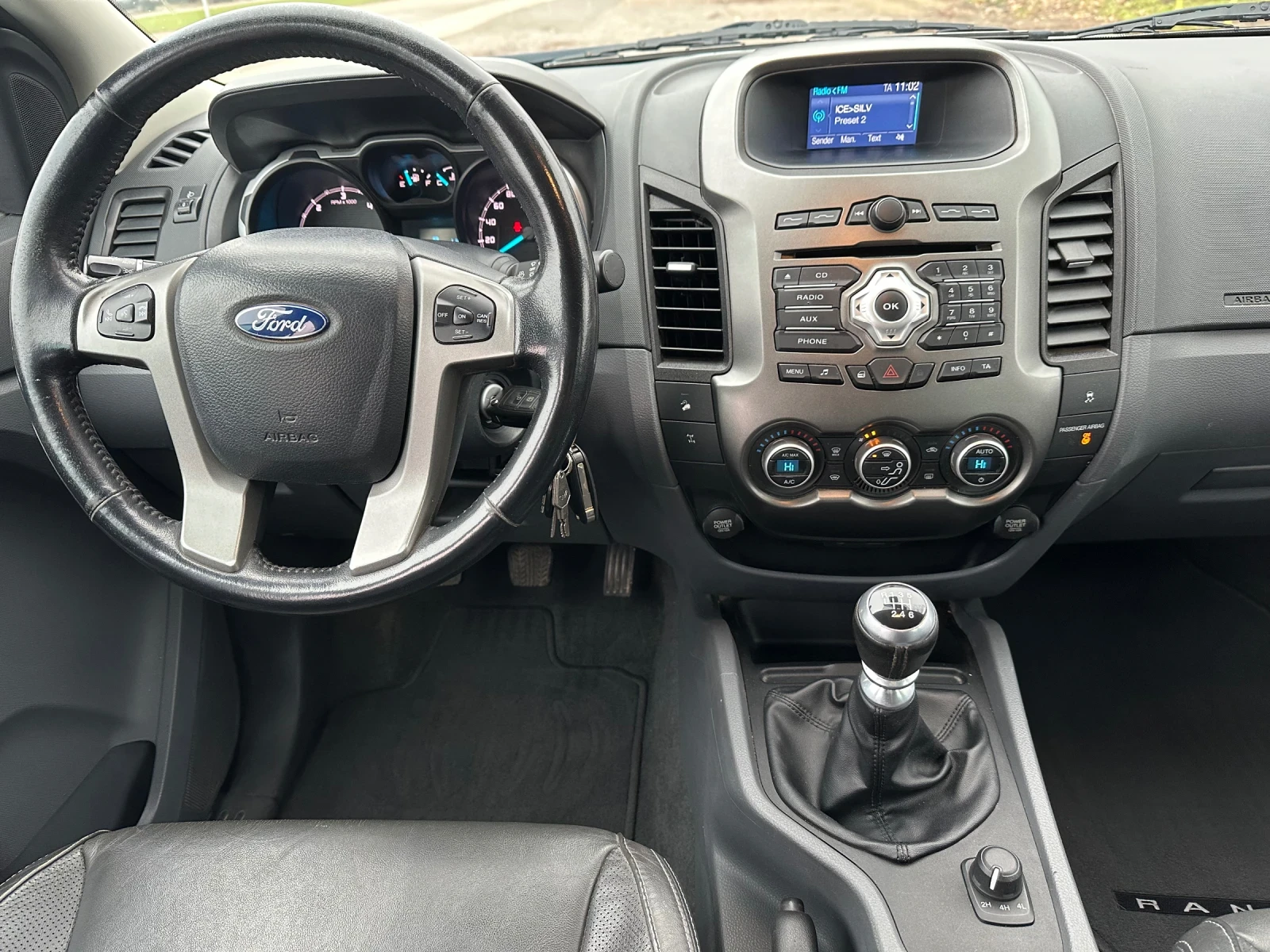 Ford Ranger 3.2 TDCI LIMITED EDITION 200кс, снимка 15 - Автомобили и джипове - 53376844