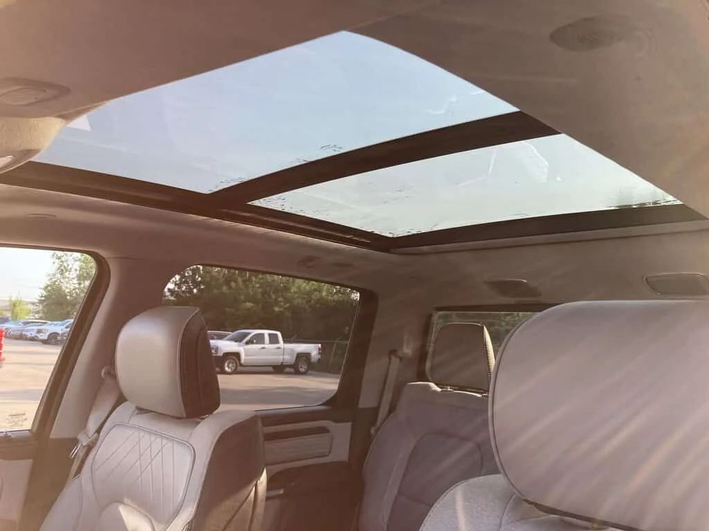 Dodge RAM 1500 Limited Crew Cab 5'7 Box 4x4/PANO/��������� | Mobile.bg � ����������� 17