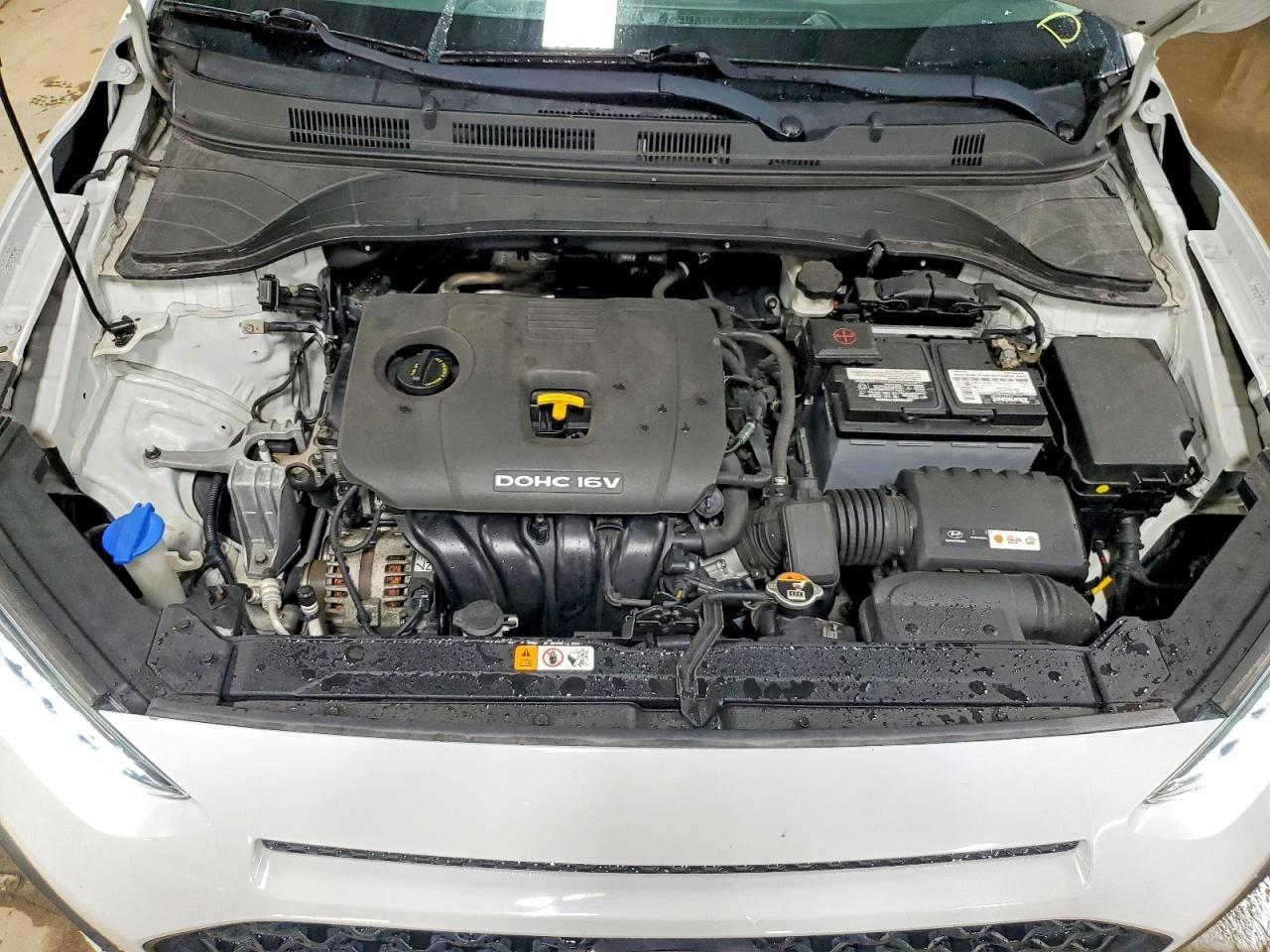 Hyundai Kona 2.0l Se, снимка 11 - Автомобили и джипове - 54888530
