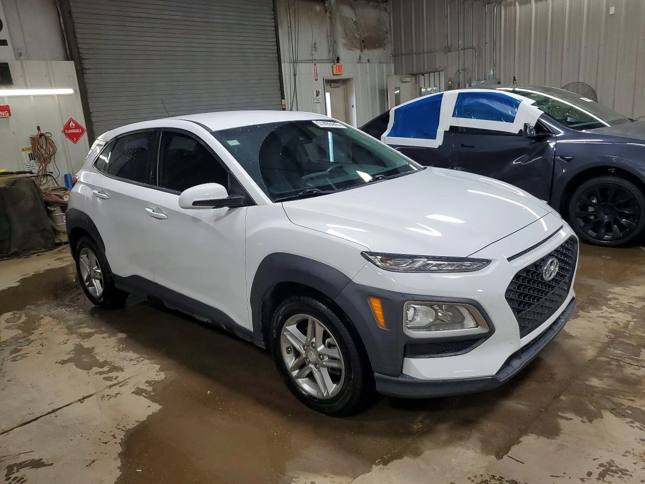 Hyundai Kona 2.0l Se, снимка 4 - Автомобили и джипове - 54888530