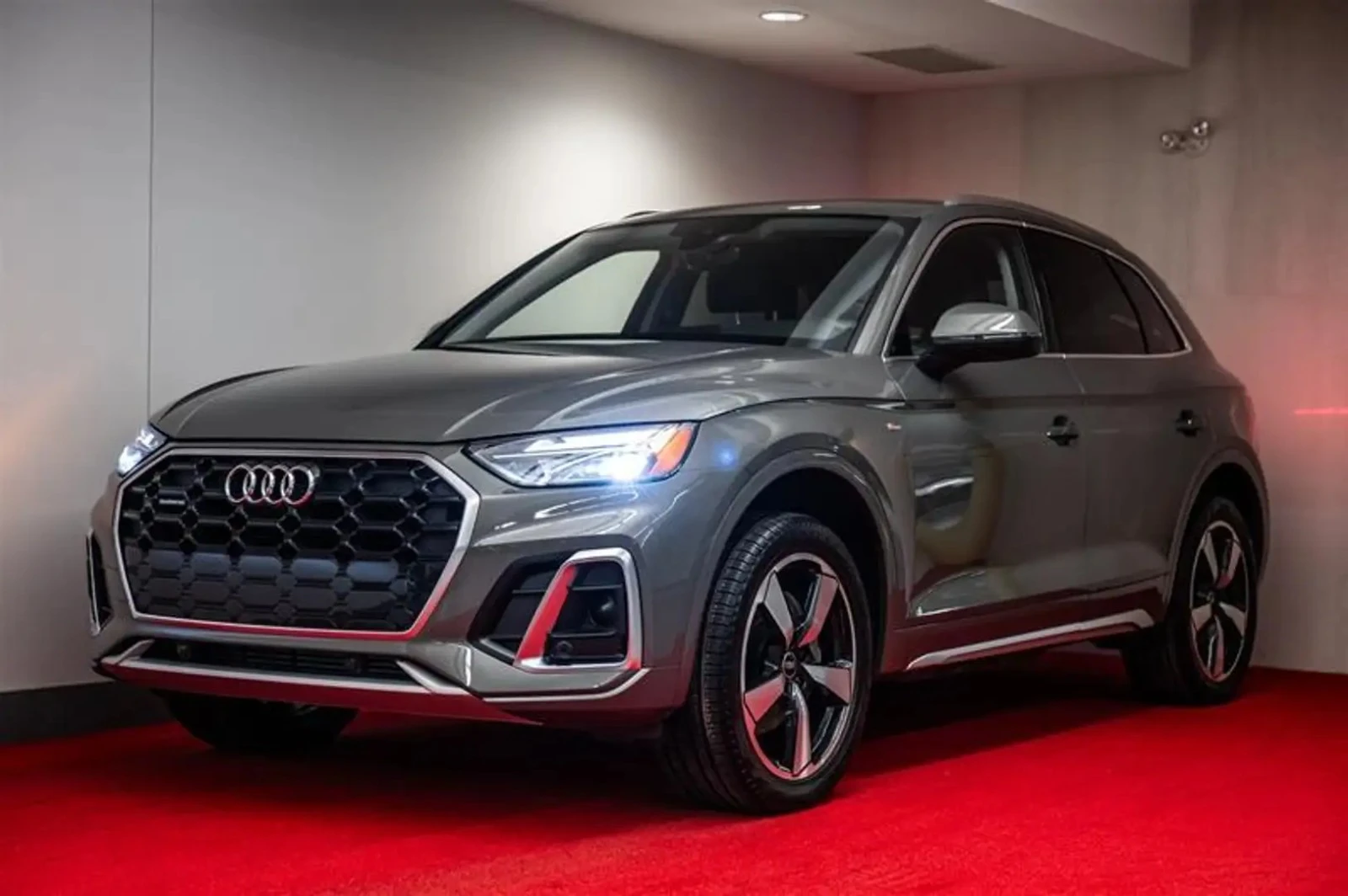 Audi Q5 PROGRESSIV ЦЕНА ДО БЪЛГАРИЯ АВТОКРЕДИТ