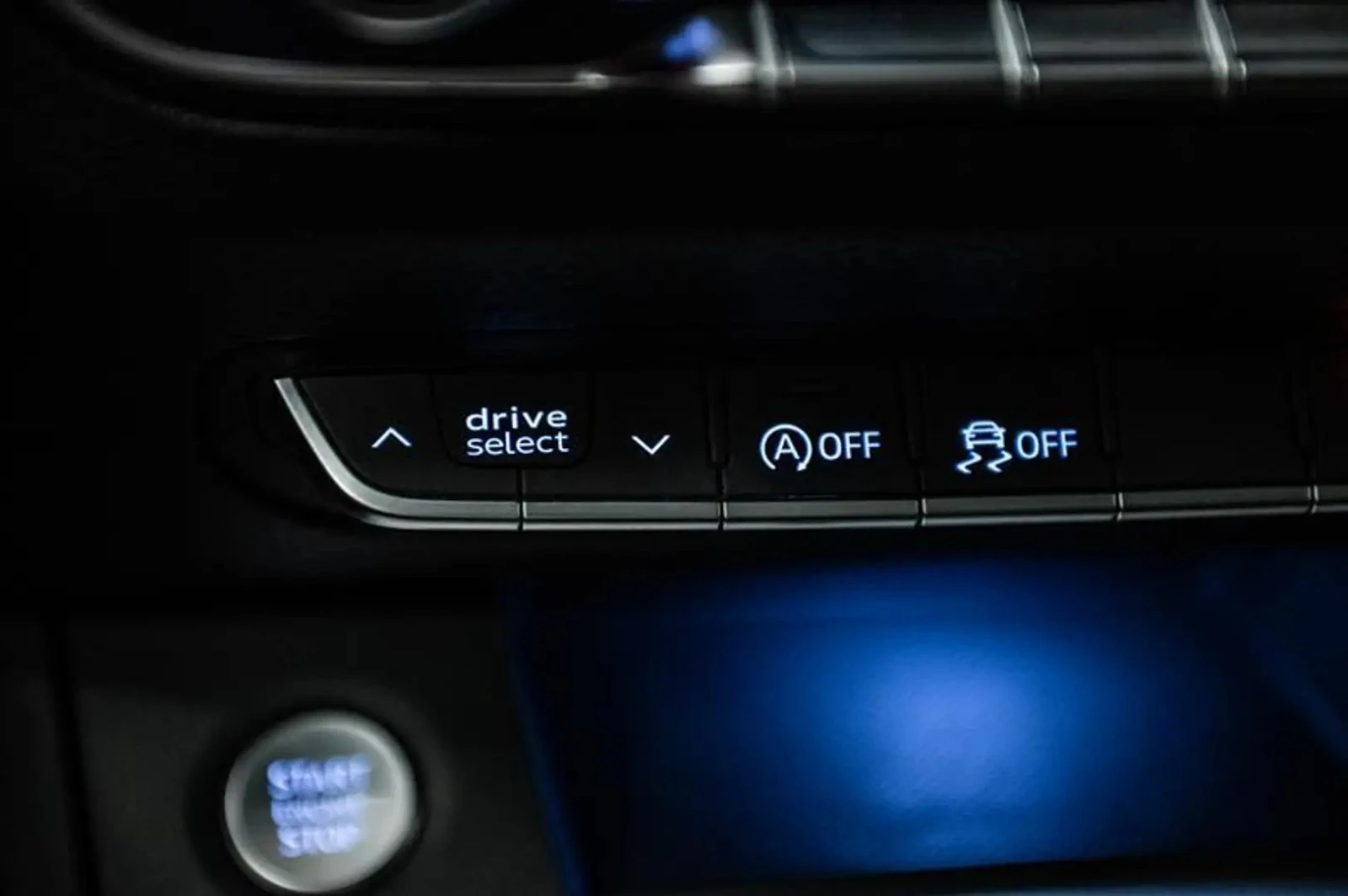 Audi Q5 PROGRESSIV ЦЕНА ДО БЪЛГАРИЯ АВТОКРЕДИТ, снимка 15 - Автомобили и джипове - 55772320